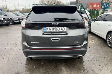 Внедорожник / Кроссовер Ford Edge 2016 в 