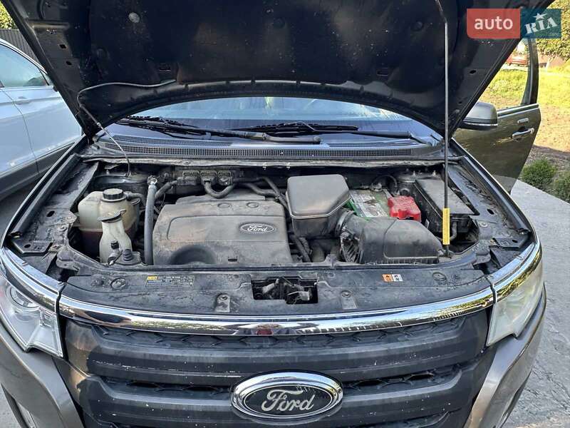 Позашляховик / Кросовер Ford Edge 2014 в Переяславі