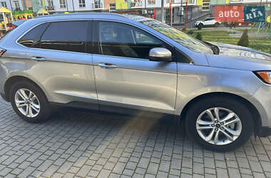 Позашляховик / Кросовер Ford Edge 2020 в 