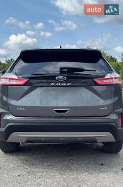 Позашляховик / Кросовер Ford Edge 2023 в  фото 4 Позашляховик / Кросовер Ford Edge 2023 в