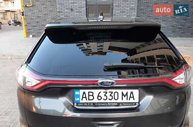 Позашляховик / Кросовер Ford Edge 2015 в 