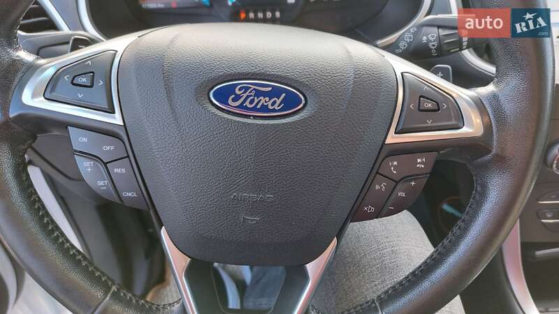 Внедорожник / Кроссовер Ford Edge 2016 в Одессе