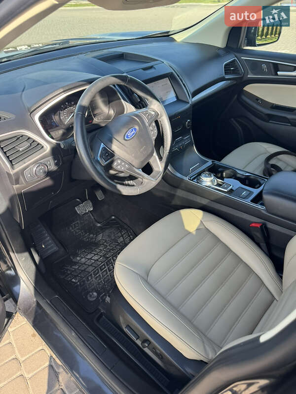 Позашляховик / Кросовер Ford Edge 2020 в Городку