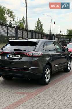 Позашляховик / Кросовер Ford Edge 2015 в  фото 6 Позашляховик / Кросовер Ford Edge 2015 в