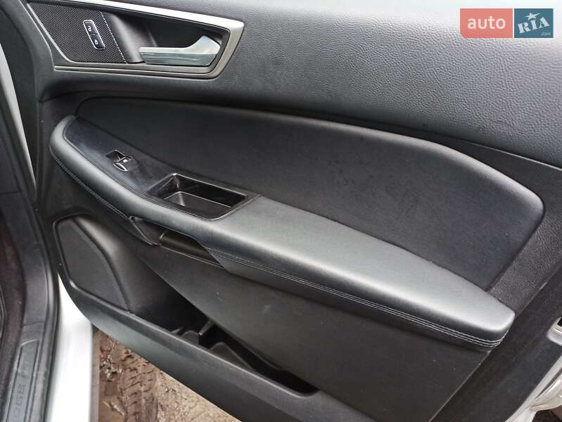 Позашляховик / Кросовер Ford Edge 2016 в Києві фото 17 Позашляховик / Кросовер Ford Edge 2016 в Києві