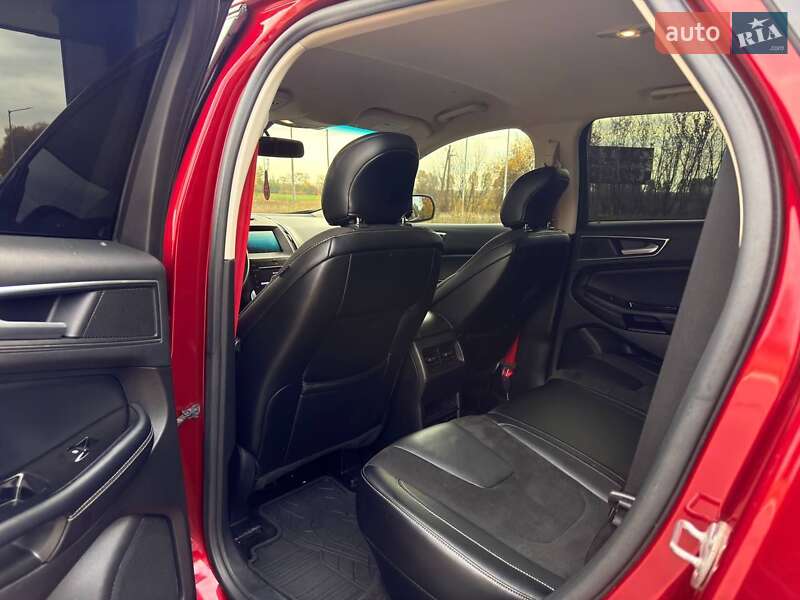 Внедорожник / Кроссовер Ford Edge 2016 в Чернигове