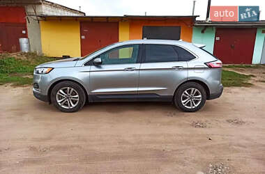 Внедорожник / Кроссовер Ford Edge 2020 в 