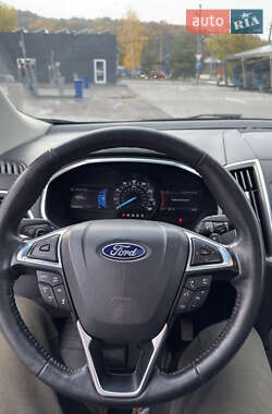 Внедорожник / Кроссовер Ford Edge 2018 в 