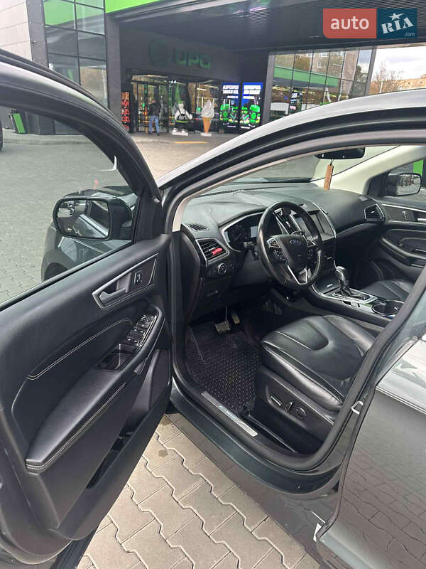 Позашляховик / Кросовер Ford Edge 2015 в Луцьку