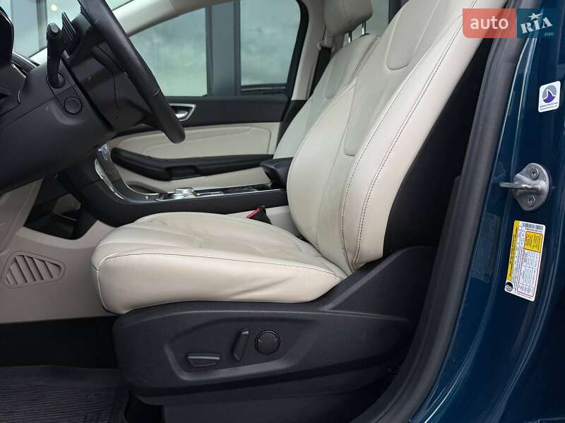 Позашляховик / Кросовер Ford Edge 2020 в Рівному