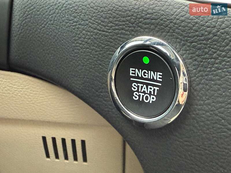 Позашляховик / Кросовер Ford Edge 2020 в Рівному