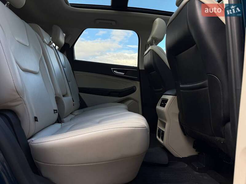 Позашляховик / Кросовер Ford Edge 2020 в Рівному
