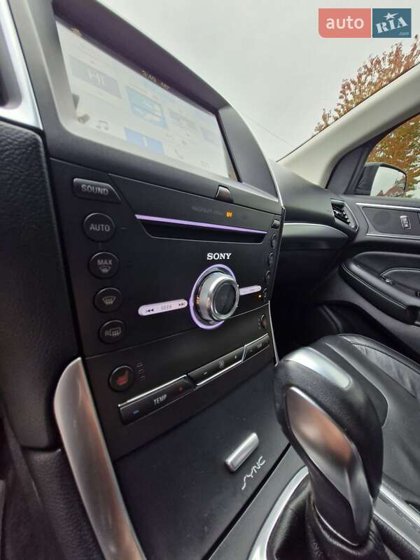 Внедорожник / Кроссовер Ford Edge 2016 в Ужгороде