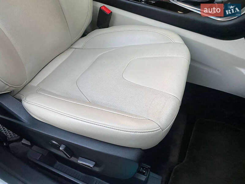 Позашляховик / Кросовер Ford Edge 2017 в Києві