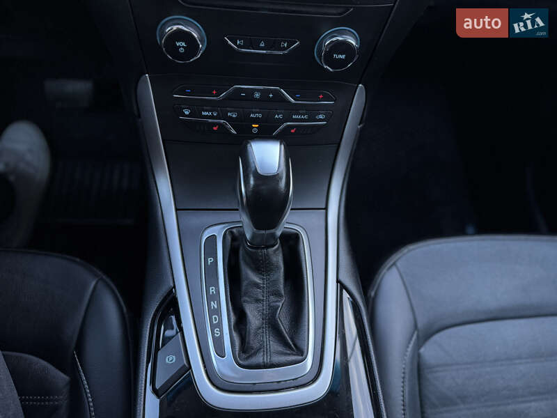 Внедорожник / Кроссовер Ford Edge 2016 в Виннице