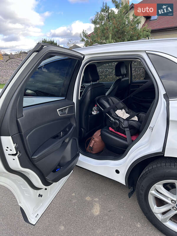 Внедорожник / Кроссовер Ford Edge 2019 в Киеве