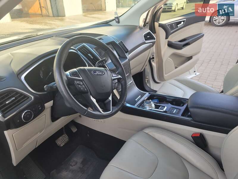 Позашляховик / Кросовер Ford Edge 2020 в Чорткові