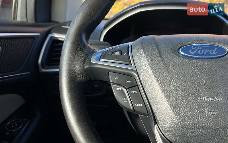 Внедорожник / Кроссовер Ford Edge 2015 в Львове