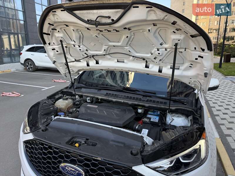 Позашляховик / Кросовер Ford Edge 2019 в Києві
