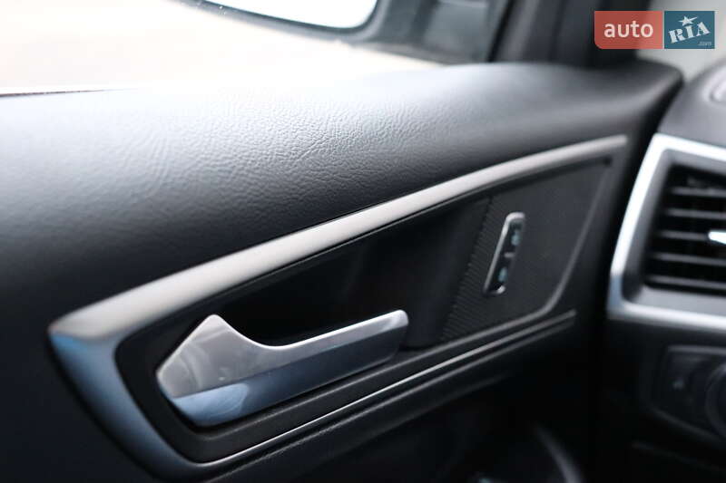 Позашляховик / Кросовер Ford Edge 2016 в Києві фото 23 Позашляховик / Кросовер Ford Edge 2016 в Києві