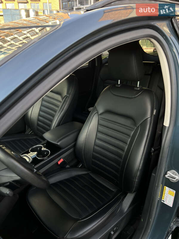 Позашляховик / Кросовер Ford Edge 2016 в Києві фото 16 Позашляховик / Кросовер Ford Edge 2016 в Києві