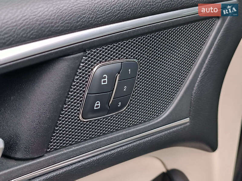 Позашляховик / Кросовер Ford Edge 2017 в Харкові