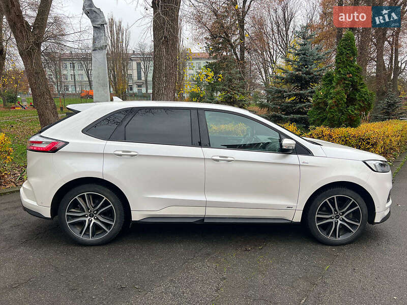 Внедорожник / Кроссовер Ford Edge 2019 в Киеве