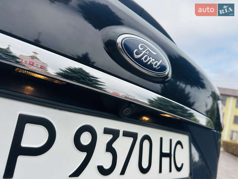 Внедорожник / Кроссовер Ford Edge 2018 в Каменском