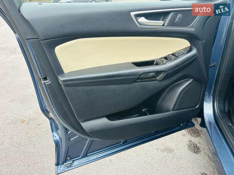 Внедорожник / Кроссовер Ford Edge 2018 в Каменском