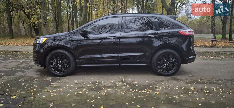 Позашляховик / Кросовер Ford Edge 2022 в Дубні