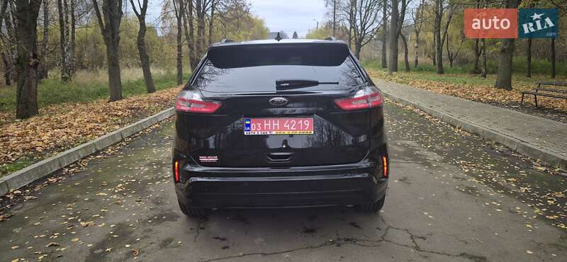 Позашляховик / Кросовер Ford Edge 2022 в Дубні