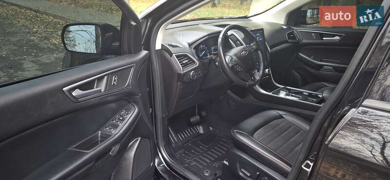 Позашляховик / Кросовер Ford Edge 2022 в Дубні