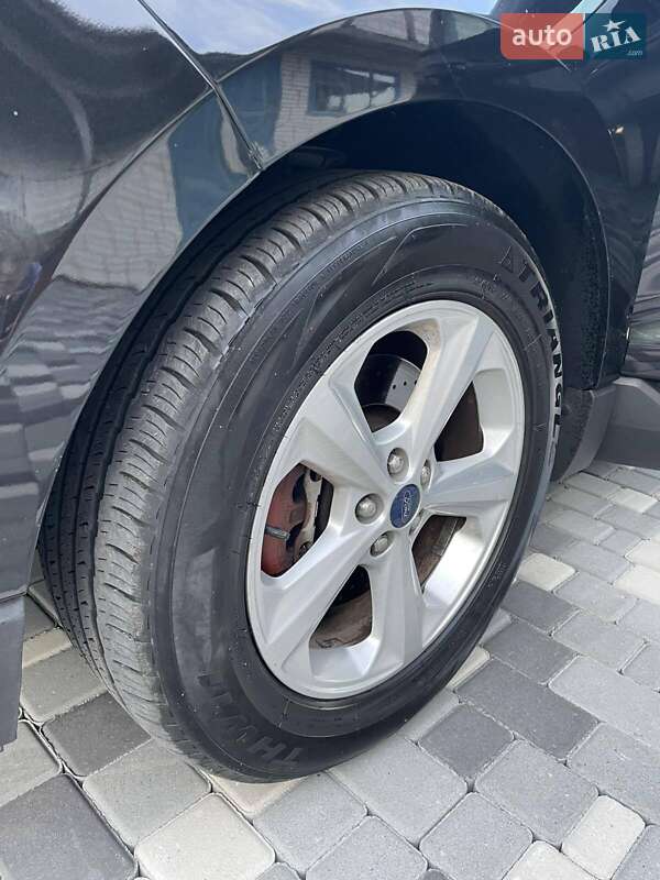 Позашляховик / Кросовер Ford Edge 2015 в Броварах