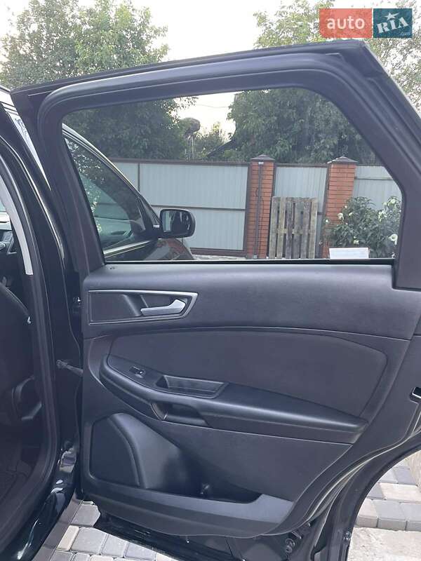 Позашляховик / Кросовер Ford Edge 2015 в Броварах