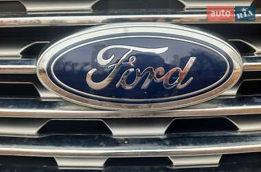 Внедорожник / Кроссовер Ford Edge 2018 в Львове