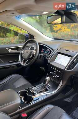 Внедорожник / Кроссовер Ford Edge 2016 в Бобрке