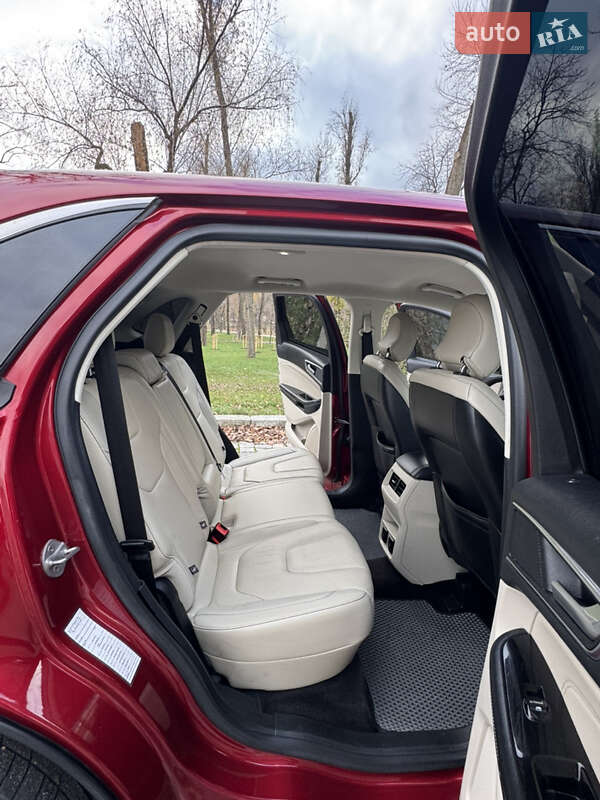 Внедорожник / Кроссовер Ford Edge 2016 в Киеве