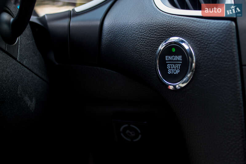 Внедорожник / Кроссовер Ford Edge 2017 в Жовкве