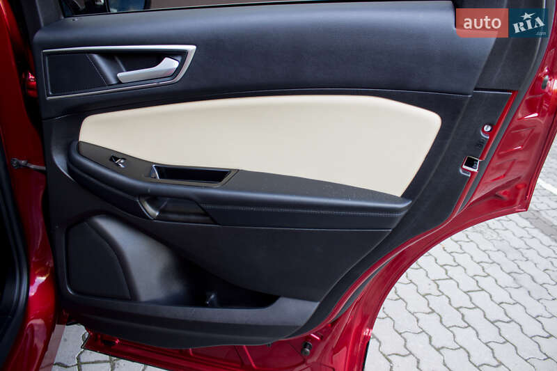 Внедорожник / Кроссовер Ford Edge 2017 в Жовкве