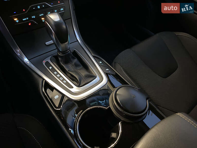 Позашляховик / Кросовер Ford Edge 2016 в Одесі