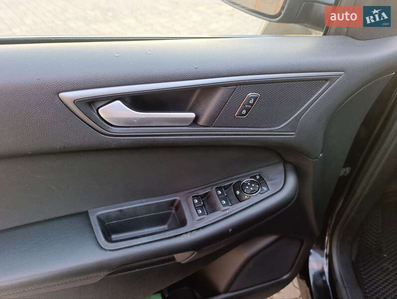 Внедорожник / Кроссовер Ford Edge 2016 в Владимире фото 8 Внедорожник / Кроссовер Ford Edge 2016 в Владимире