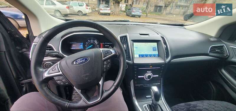 Позашляховик / Кросовер Ford Edge 2017 в Кривому Розі