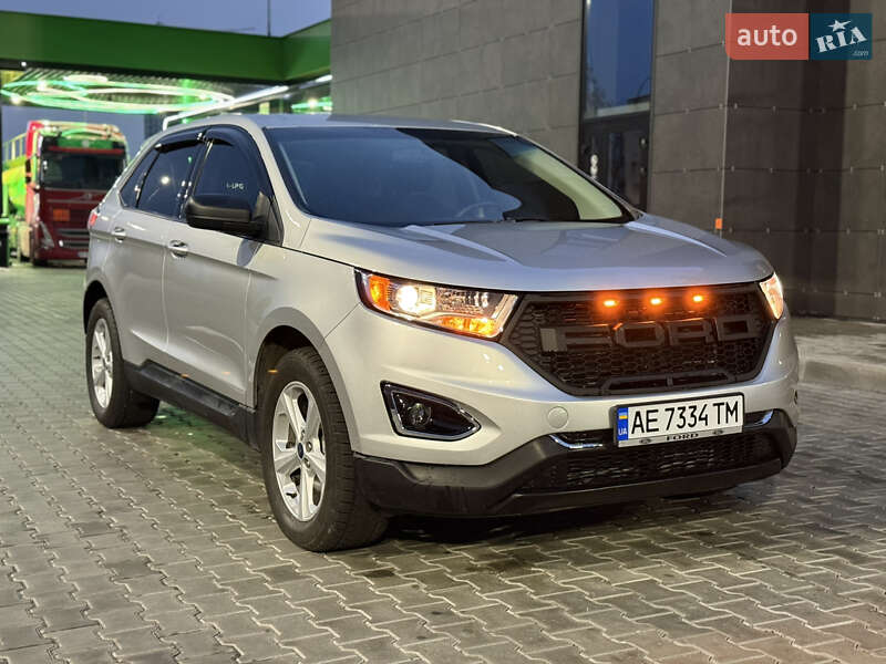 Позашляховик / Кросовер Ford Edge 2016 в Дніпрі