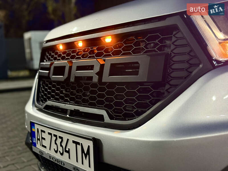 Позашляховик / Кросовер Ford Edge 2016 в Дніпрі