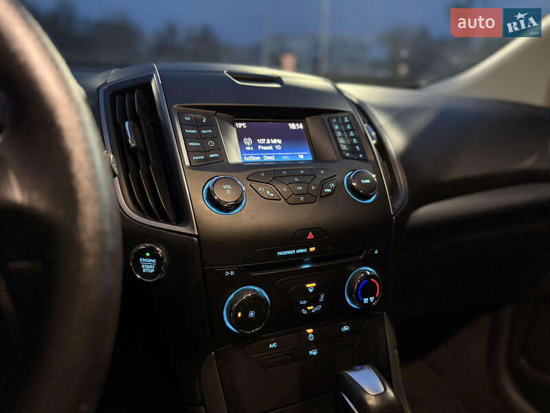 Позашляховик / Кросовер Ford Edge 2016 в Дніпрі