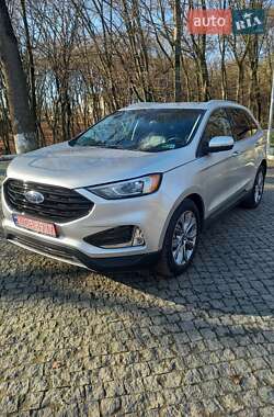 Позашляховик / Кросовер Ford Edge 2019 в Чернівцях