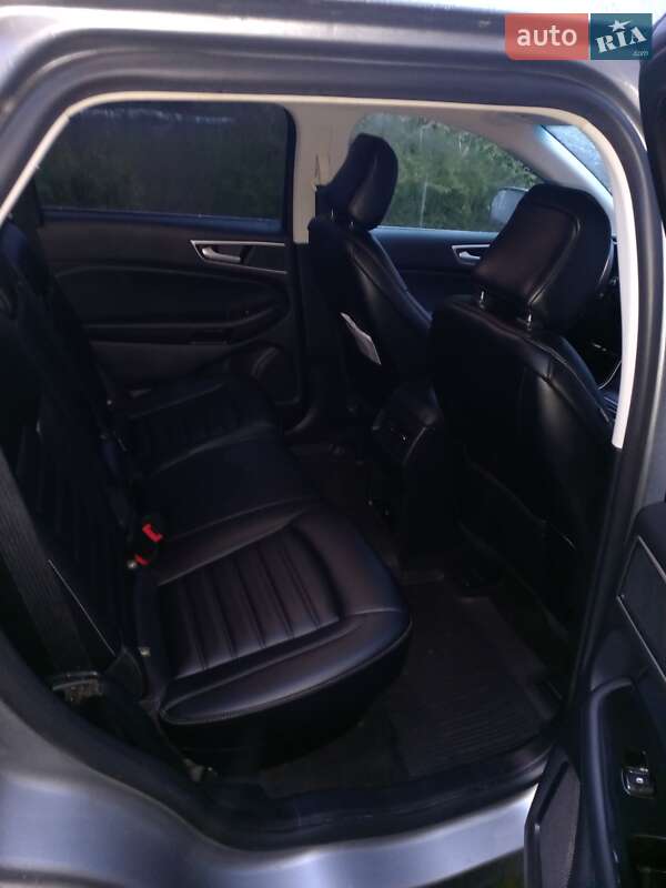 Позашляховик / Кросовер Ford Edge 2020 в Умані