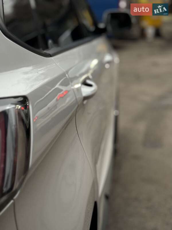 Внедорожник / Кроссовер Ford Edge 2019 в Львове фото 48 Внедорожник / Кроссовер Ford Edge 2019 в Львове