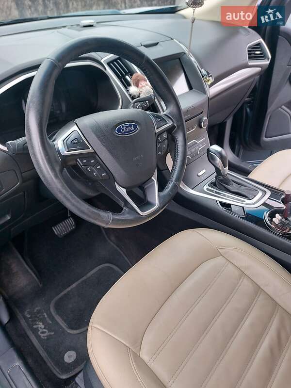 Внедорожник / Кроссовер Ford Edge 2016 в Чернигове