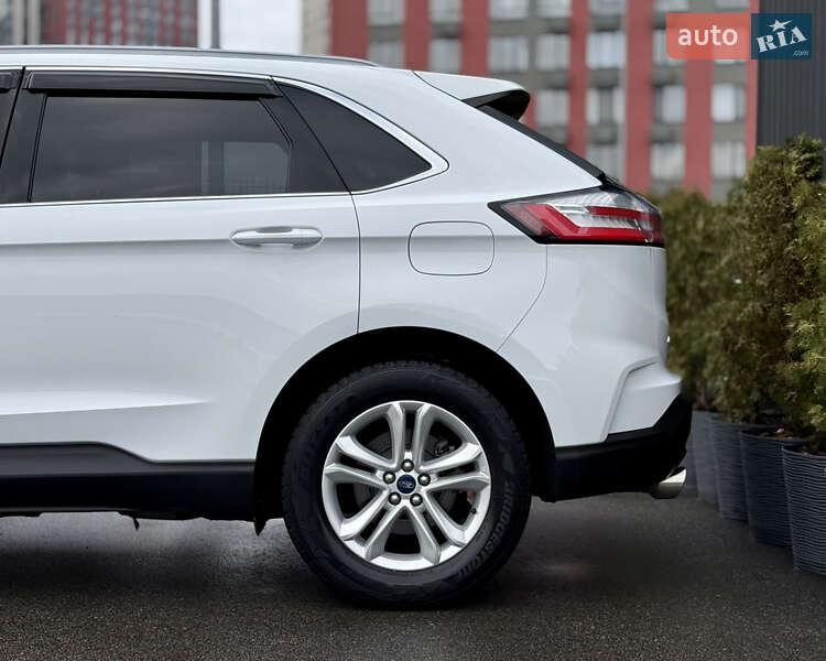 Внедорожник / Кроссовер Ford Edge 2019 в Киеве